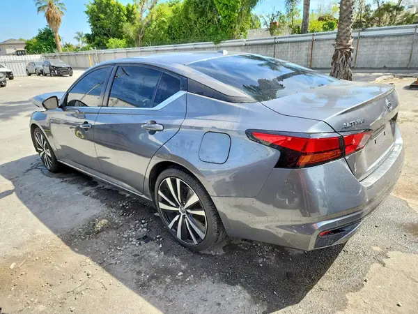 1N4BL4CV6NN387264 2022 NISSAN ALTIMA - Image 2