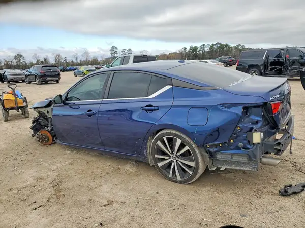 1N4BL4CV6NN395929 2022 NISSAN ALTIMA - Image 2
