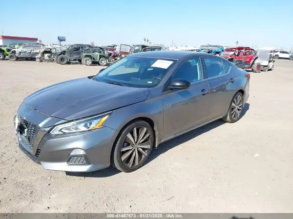 1N4BL4CV6NN416259 2022 NISSAN ALTIMA - Image 2