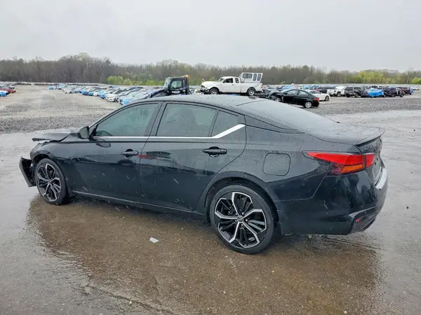 1N4BL4CV6PN322045 2023 NISSAN ALTIMA - Image 2