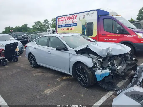 1N4BL4CV6PN326371 2023 NISSAN ALTIMA - Image 1