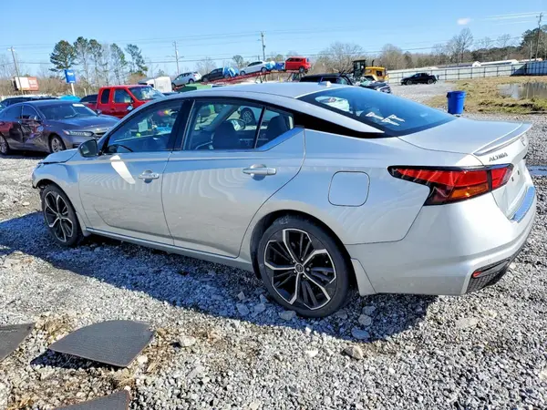 1N4BL4CV6PN334907 2023 NISSAN ALTIMA - Image 2