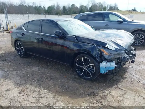 1N4BL4CV6PN398266 2023 NISSAN ALTIMA - Image 1