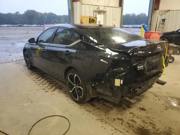 1N4BL4CV6PN416037 2023 NISSAN ALTIMA - Image 2