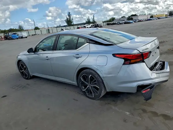 1N4BL4CV6PN421285 2023 NISSAN ALTIMA - Image 2