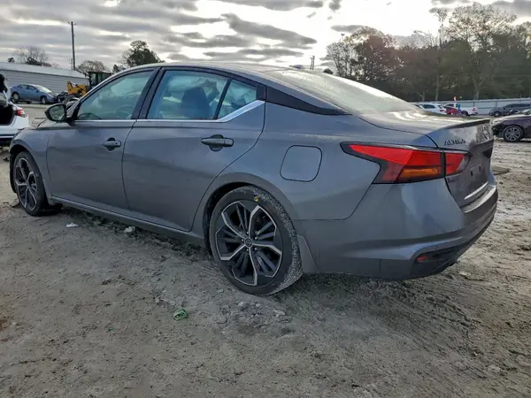 1N4BL4CV6RN324042 2024 NISSAN ALTIMA - Image 2
