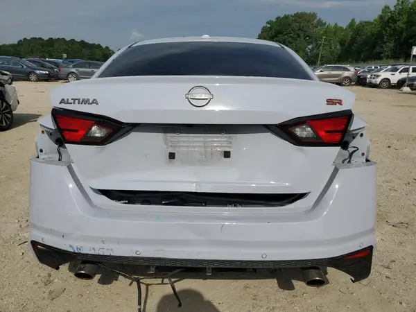 1N4BL4CV6RN325885 2024 NISSAN ALTIMA - Image 8