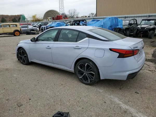 1N4BL4CV6RN344730 2024 NISSAN ALTIMA - Image 2
