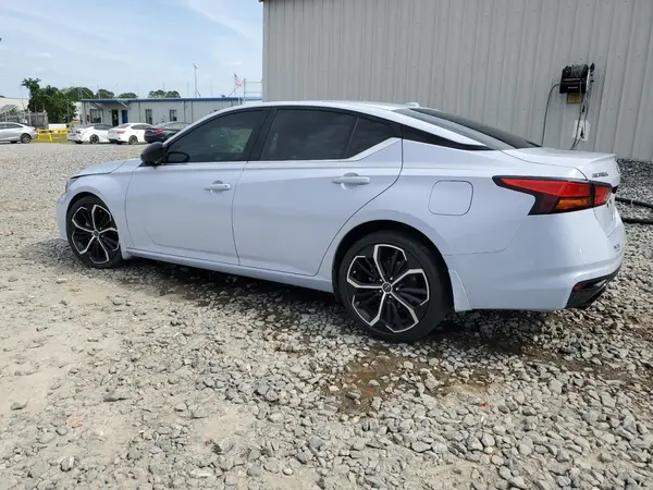 1N4BL4CV6RN348261 2024 NISSAN ALTIMA - Image 2