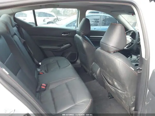 1N4BL4CV6RN360118 2024 NISSAN ALTIMA - Image 8