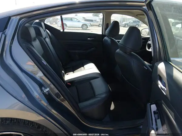 1N4BL4CV6RN366257 2024 NISSAN ALTIMA - Image 8