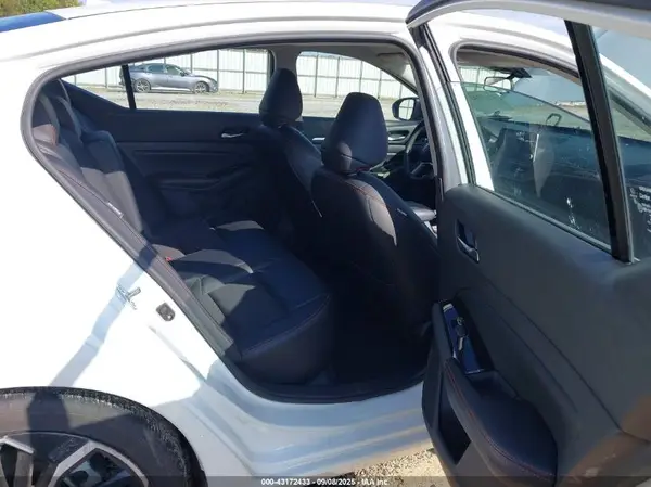 1N4BL4CV6RN367487 2024 NISSAN ALTIMA - Image 8