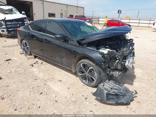 1N4BL4CV6RN371717 2024 NISSAN ALTIMA - Image 1