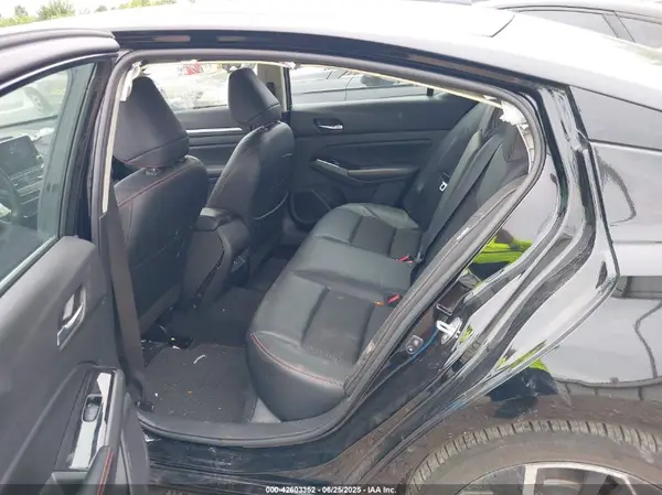 1N4BL4CV6RN376240 2024 NISSAN ALTIMA - Image 8