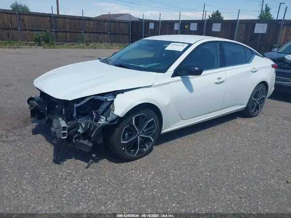 1N4BL4CV6RN381342 2024 NISSAN ALTIMA - Image 2