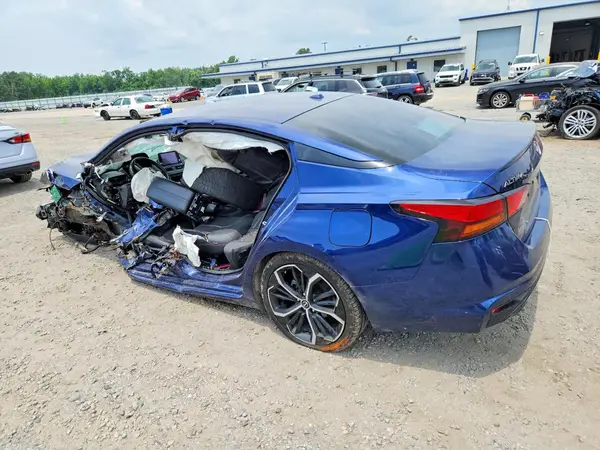 1N4BL4CV6RN383401 2024 NISSAN ALTIMA - Image 2