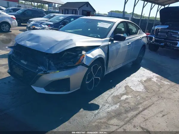 1N4BL4CV6RN407017 2024 NISSAN ALTIMA - Image 2