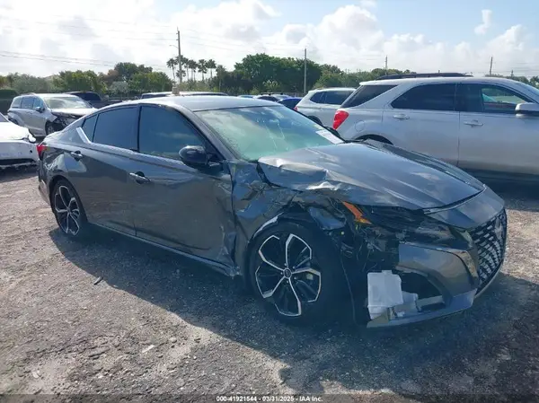 1N4BL4CV6RN408829 2024 NISSAN ALTIMA - Image 1