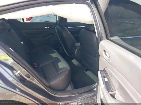 1N4BL4CV6RN408829 2024 NISSAN ALTIMA - Image 8