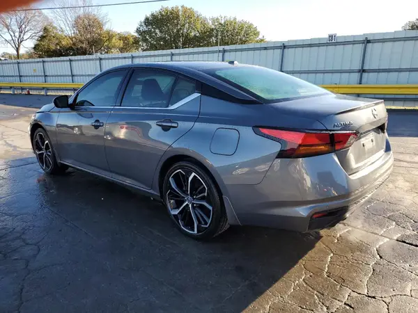 1N4BL4CV6RN423086 2024 NISSAN ALTIMA - Image 2