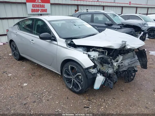 1N4BL4CV6RN428854 2024 NISSAN ALTIMA - Image 1