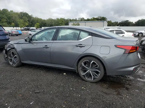 1N4BL4CV6RN430295 2024 NISSAN ALTIMA - Image 2