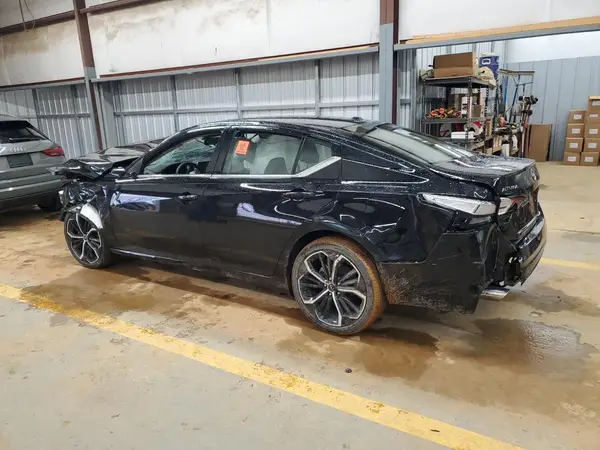 1N4BL4CV6SN310177 2025 NISSAN ALTIMA - Image 2