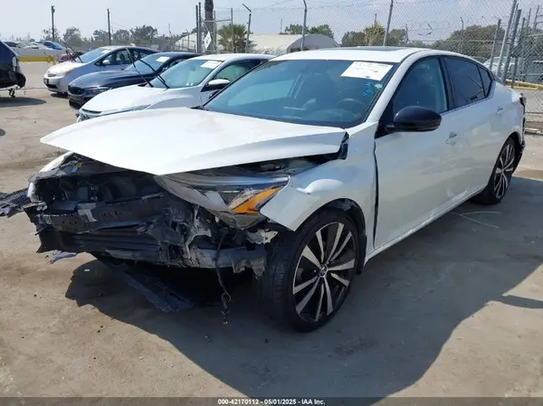 1N4BL4CV7KC102854 2019 NISSAN ALTIMA - Image 2
