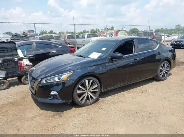 1N4BL4CV7KC123526 2019 NISSAN ALTIMA - Image 2