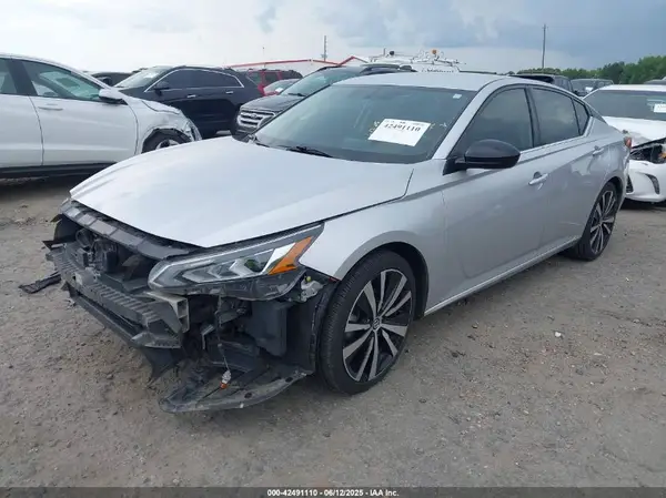 1N4BL4CV7KC126491 2019 NISSAN ALTIMA - Image 2