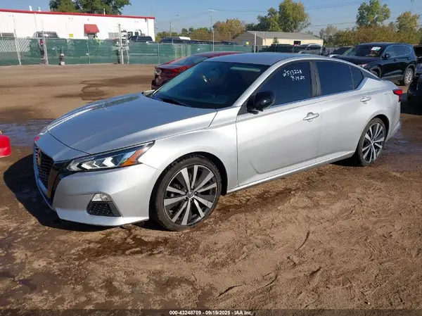 1N4BL4CV7KC127740 2019 NISSAN ALTIMA - Image 2