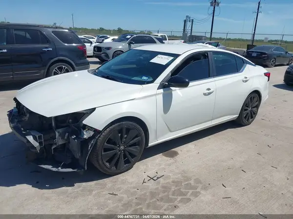 1N4BL4CV7KC130167 2019 NISSAN ALTIMA - Image 2