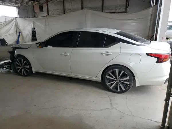 1N4BL4CV7KC133375 2019 NISSAN ALTIMA - Image 2