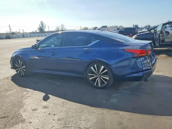1N4BL4CV7KC157613 2019 NISSAN ALTIMA - Image 2