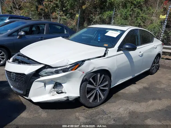 1N4BL4CV7KC169504 2019 NISSAN ALTIMA - Image 2