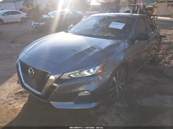 1N4BL4CV7KC174380 2019 NISSAN ALTIMA - Image 2