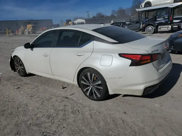 1N4BL4CV7KC195181 2019 NISSAN ALTIMA - Image 2