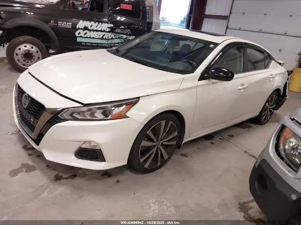 1N4BL4CV7KC219656 2019 NISSAN ALTIMA - Image 2