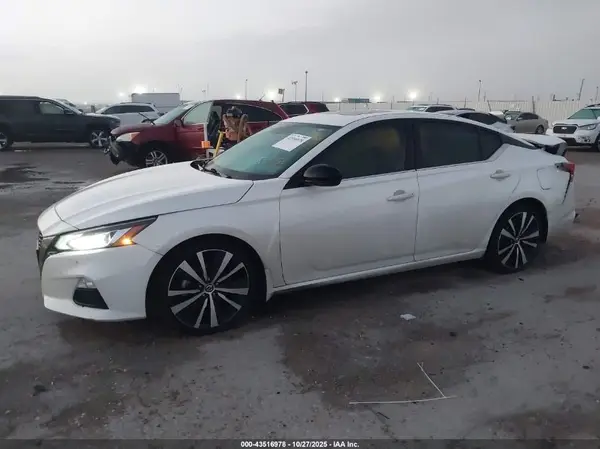 1N4BL4CV7KC223271 2019 NISSAN ALTIMA - Image 2