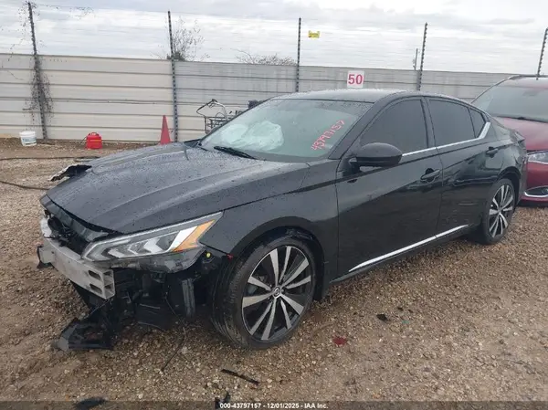 1N4BL4CV7KN306607 2019 NISSAN ALTIMA - Image 2