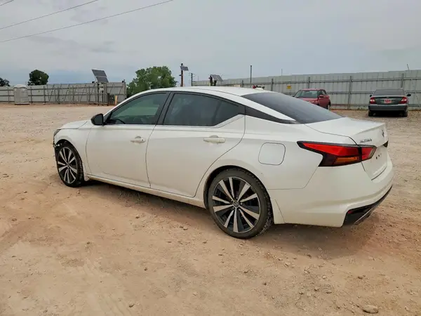 1N4BL4CV7KN313301 2019 NISSAN ALTIMA - Image 2