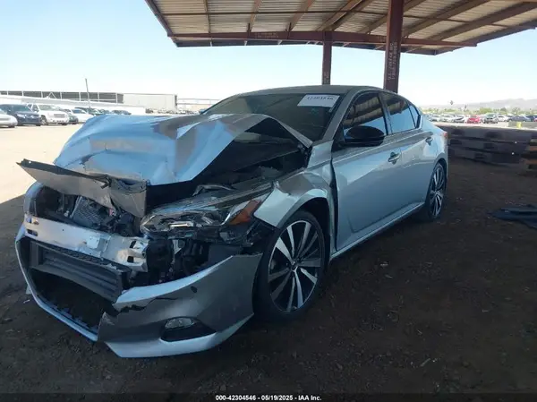 1N4BL4CV7KN318210 2019 NISSAN ALTIMA - Image 2