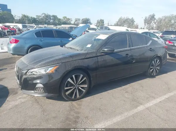 1N4BL4CV7KN318286 2019 NISSAN ALTIMA - Image 2