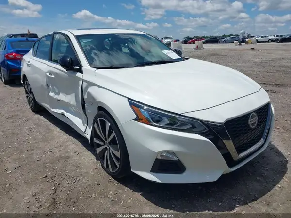 1N4BL4CV7KN319096 2019 NISSAN ALTIMA - Image 1