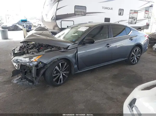1N4BL4CV7KN321110 2019 NISSAN ALTIMA - Image 2