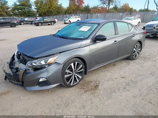1N4BL4CV7KN321799 2019 NISSAN ALTIMA - Image 2