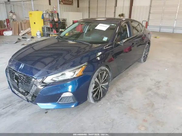 1N4BL4CV7KN323617 2019 NISSAN ALTIMA - Image 2