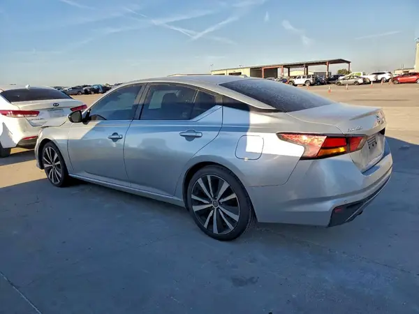 1N4BL4CV7LC129201 2020 NISSAN ALTIMA - Image 2