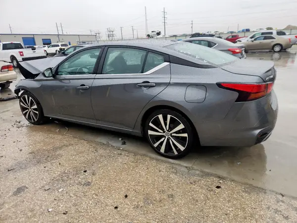 1N4BL4CV7LC129392 2020 NISSAN ALTIMA - Image 2