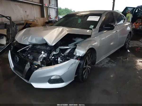 1N4BL4CV7LC132017 2020 NISSAN ALTIMA - Image 2